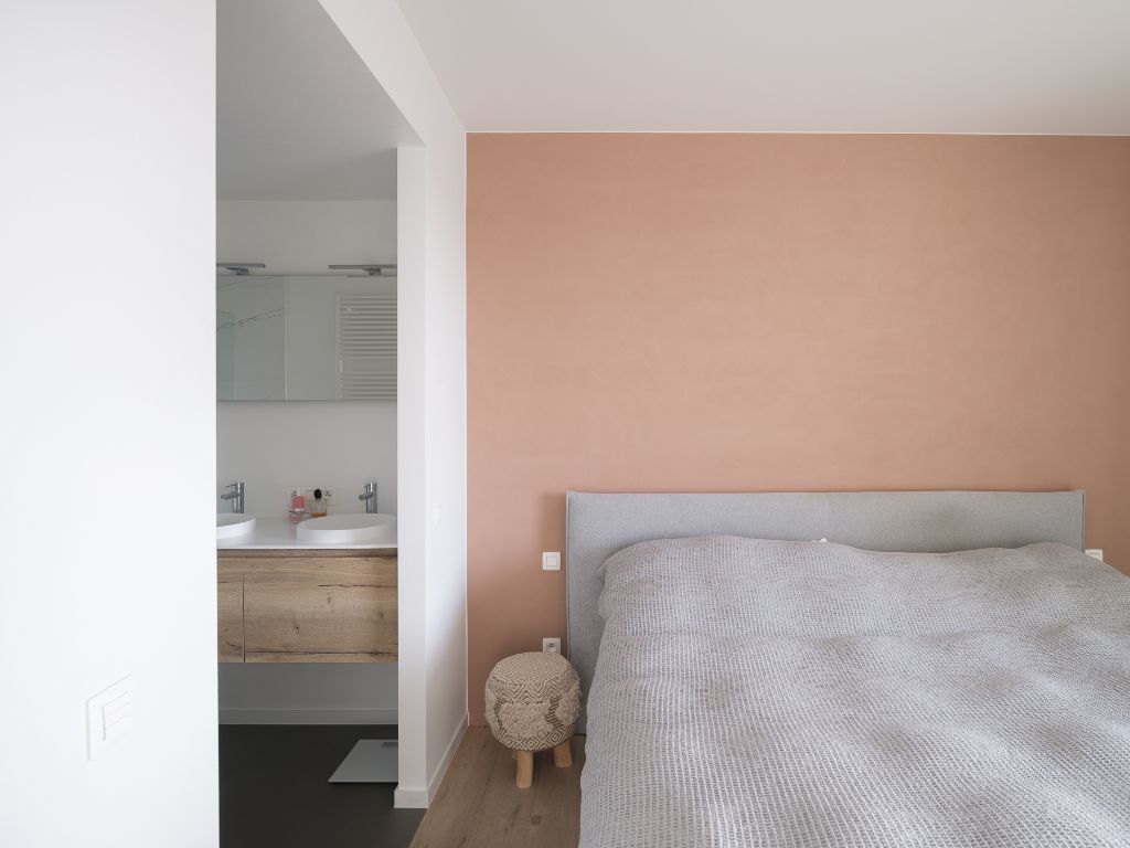 Luxe appartement (BJ 2020) met een adembenemend zicht over het water en de stad. foto 12