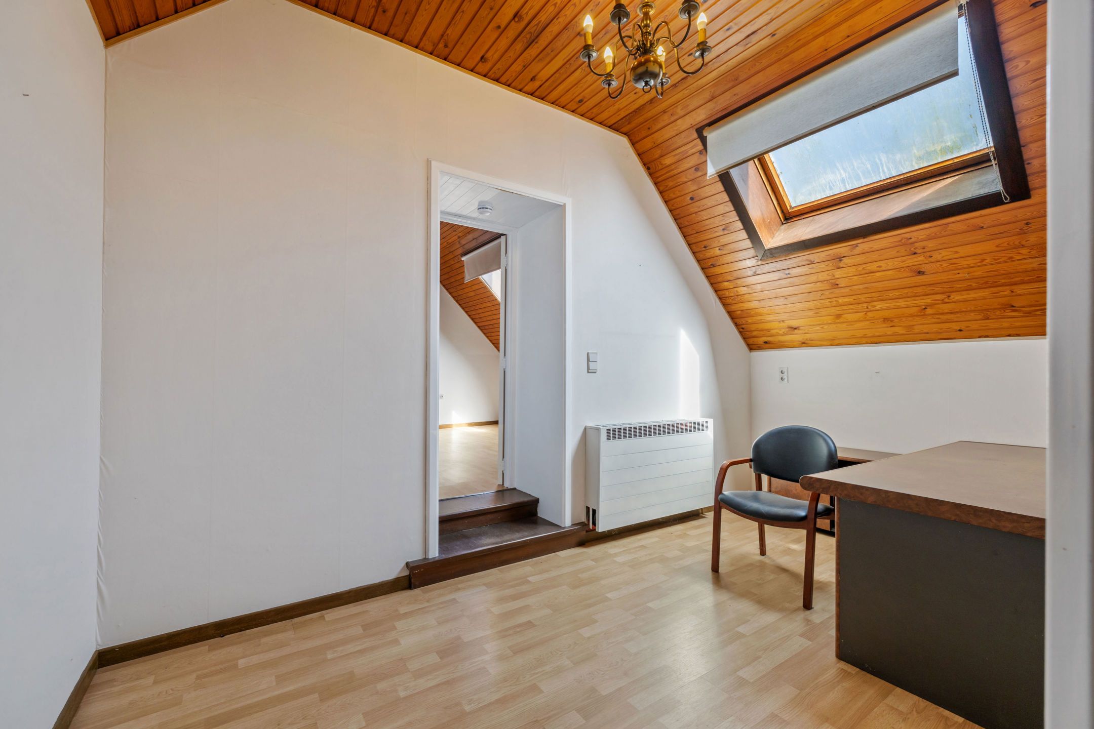 Ruime woning met garage + atelier + (bouw) grond op 9a 30ca foto 20