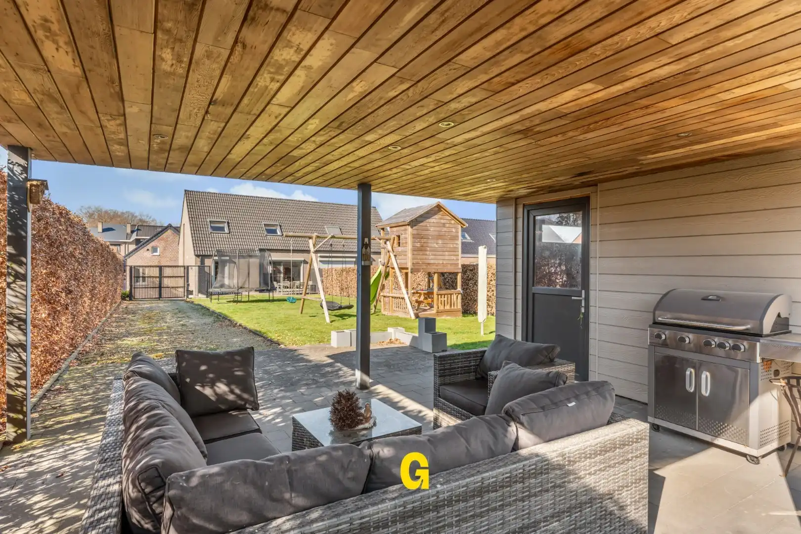 Hedendaagse woning in halfopen bebouwing met 3 slaapkamers, inpandige garage en tuin op 7a 48ca - EPC label A foto 25