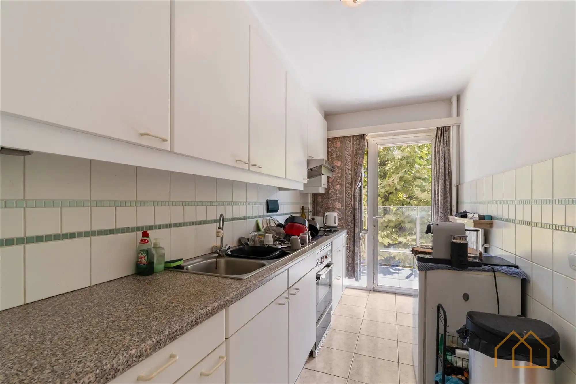 Ruim appartement met 4slk en garage foto 4