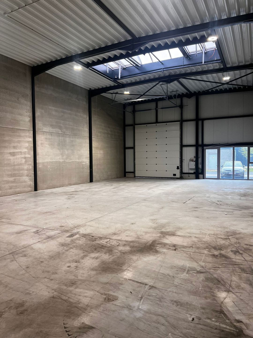 Te Huur Moderne KMO-unit van 255 m² te Stabroek – vlakbij A12 foto 3