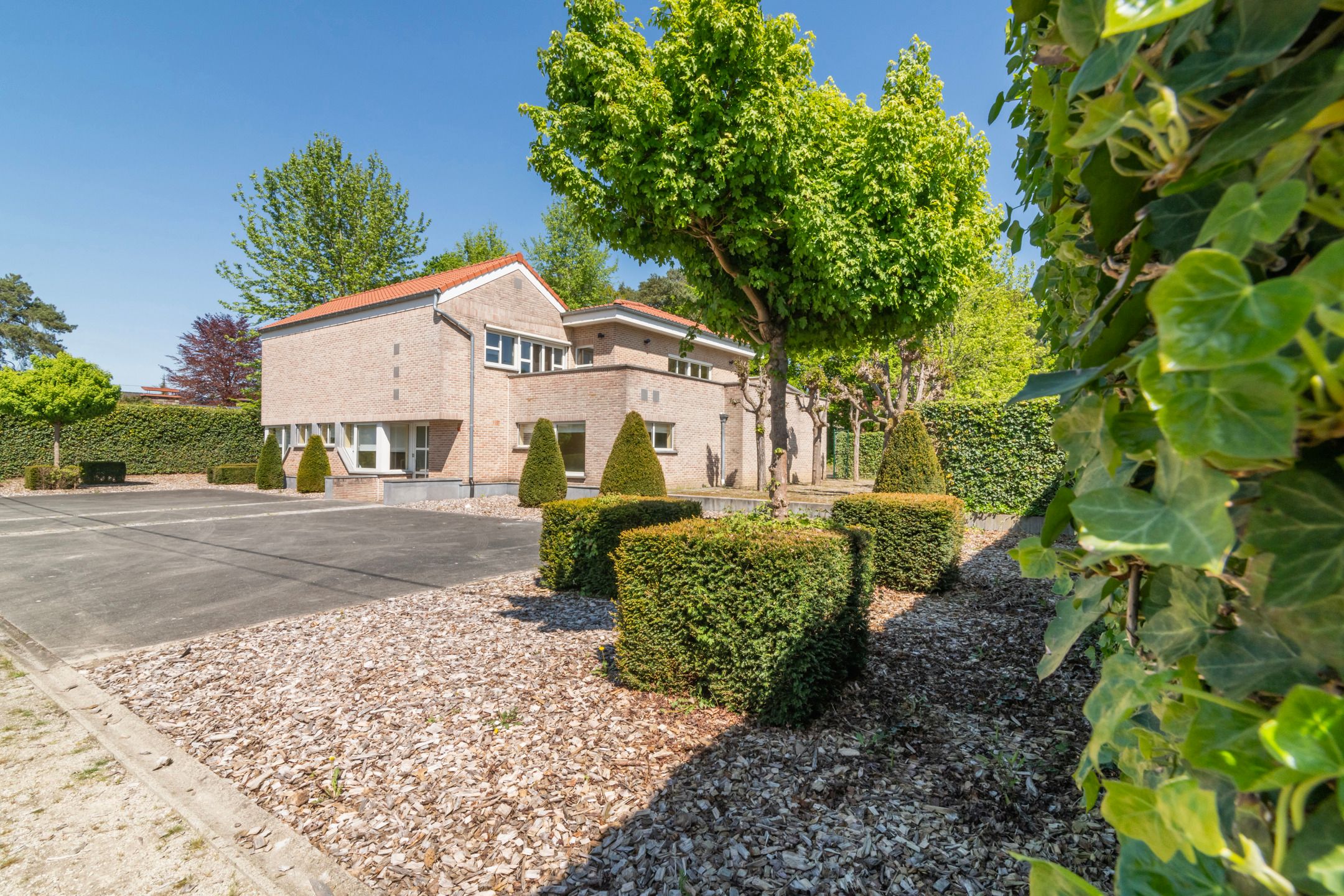 Kantoor- of praktijkruimte met woning op toplocatie foto 31