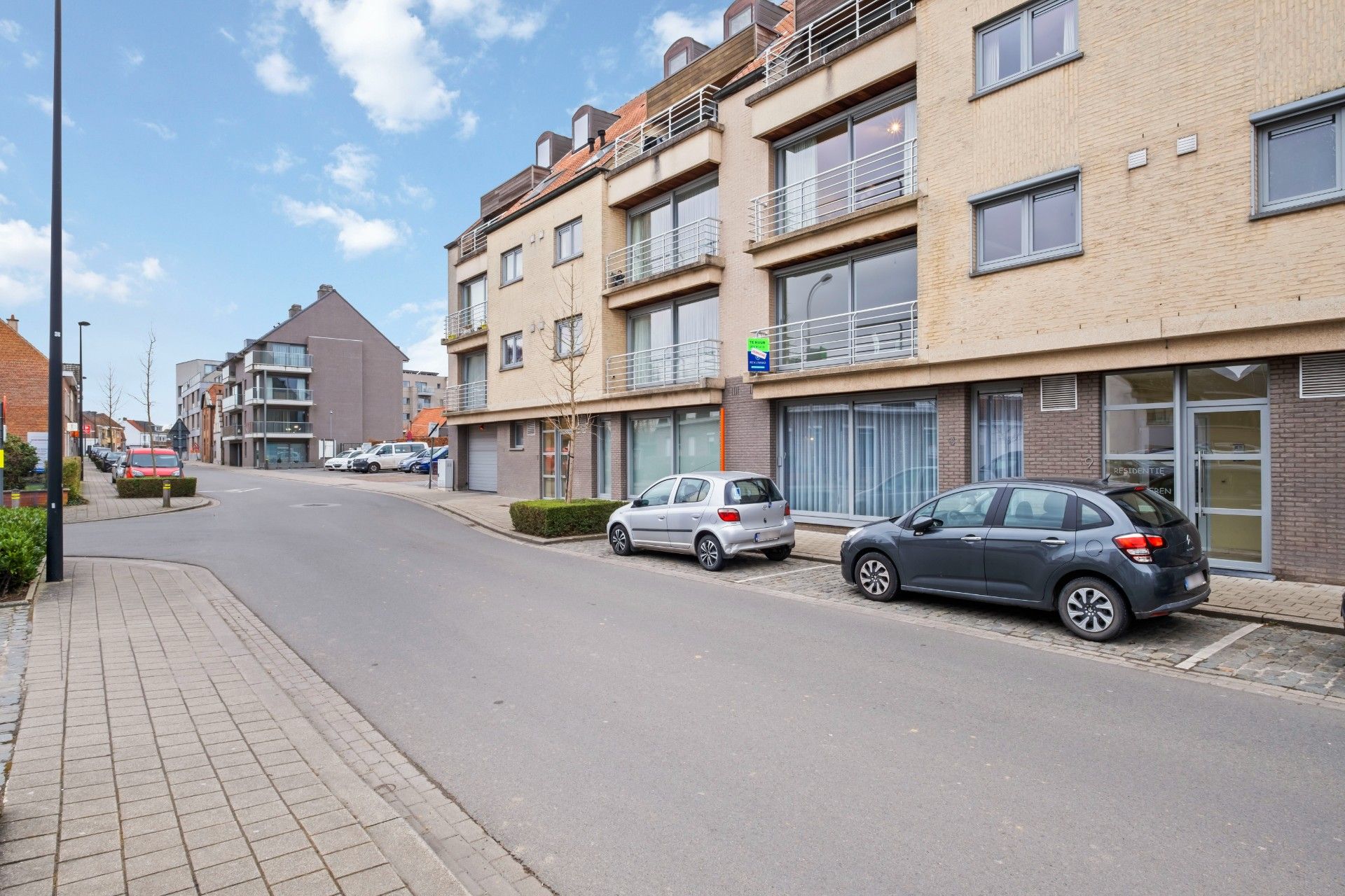 Ruim appartement met garage! foto 15