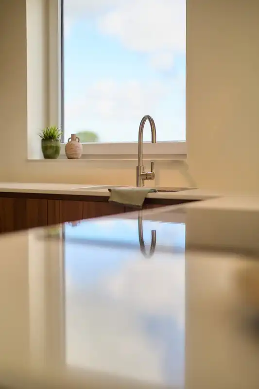 Alleenstaande woning met zuidgerichte tuin en 4 slaapkamers foto 5