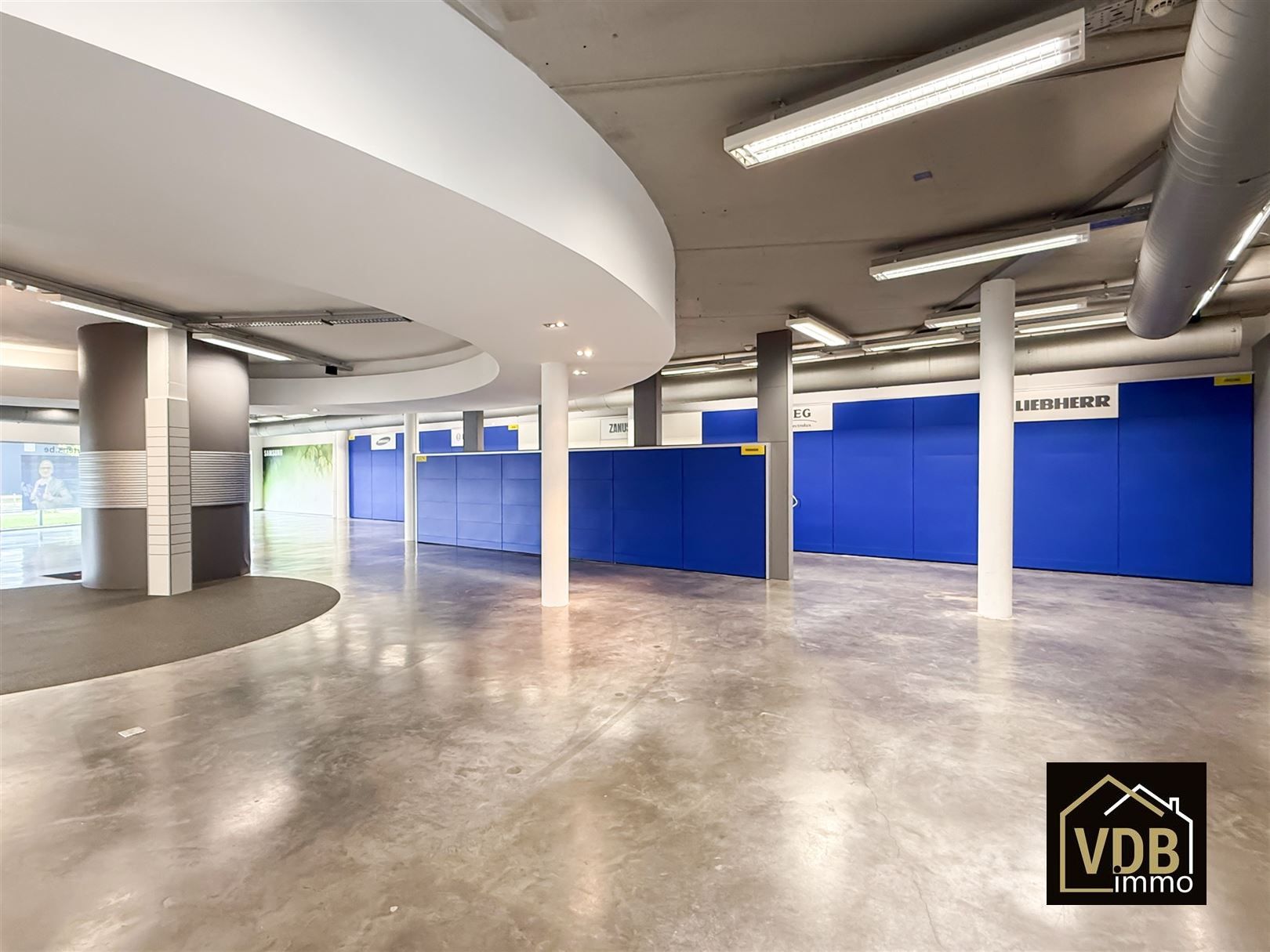 Commercieel pand op TOP locatie foto 15