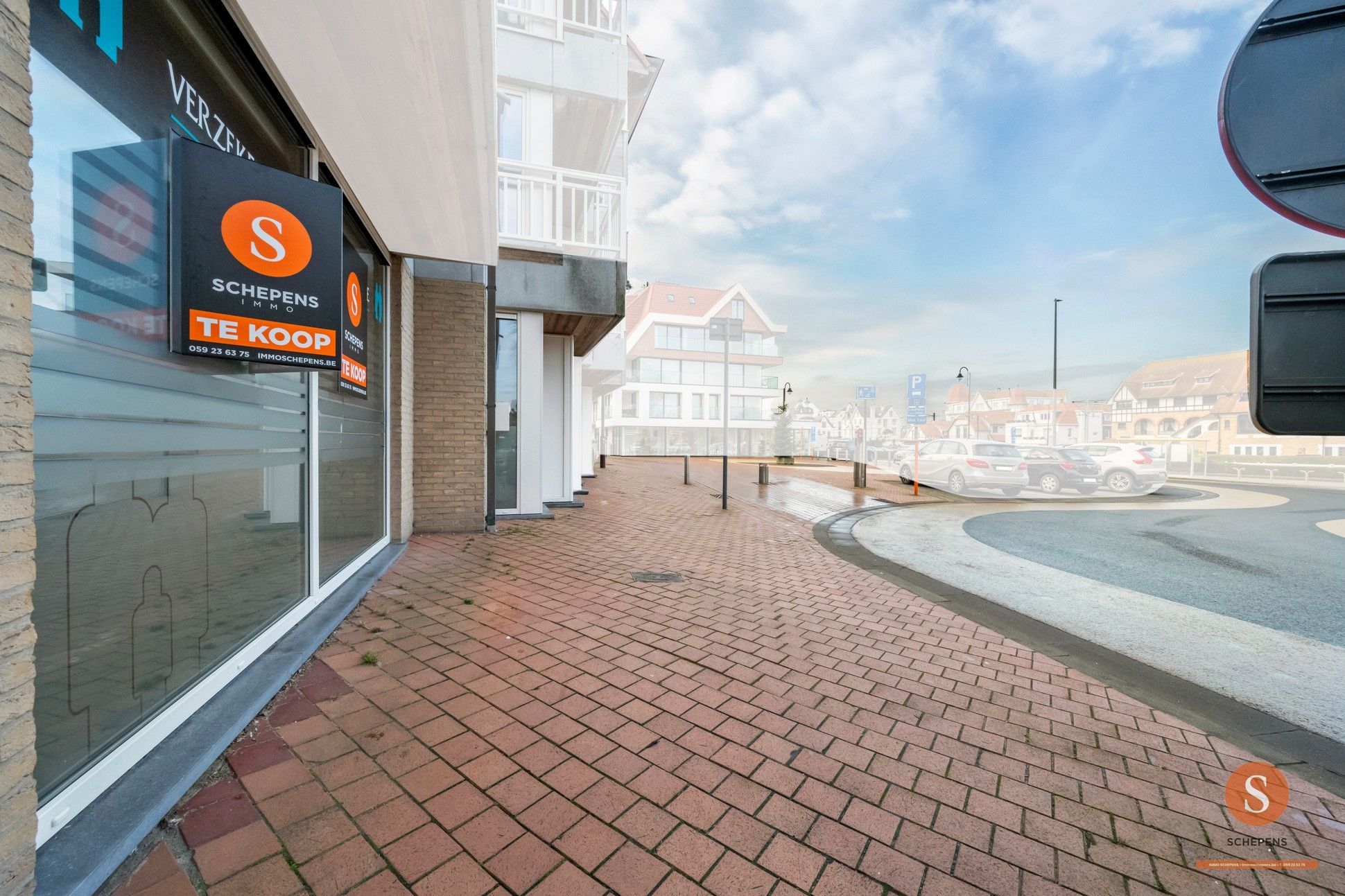 Handelszaak met veel mogelijkheden in het centrum van De Haan te koop. foto 2