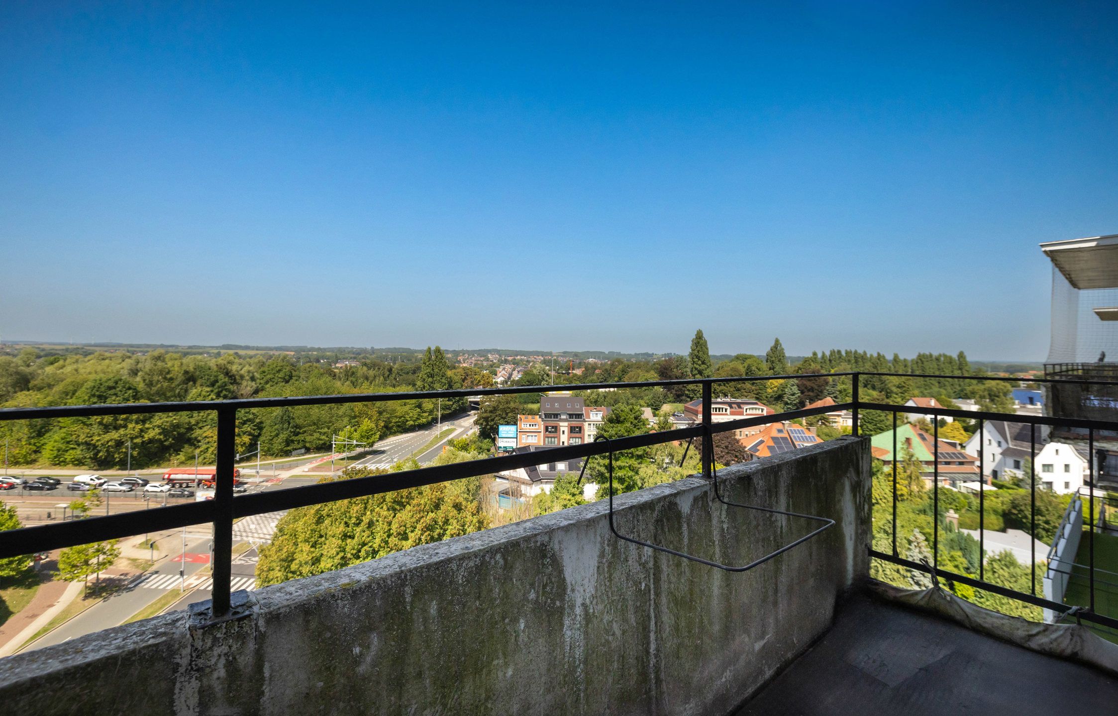 Appartement met 2 slaapkamers + P foto 3