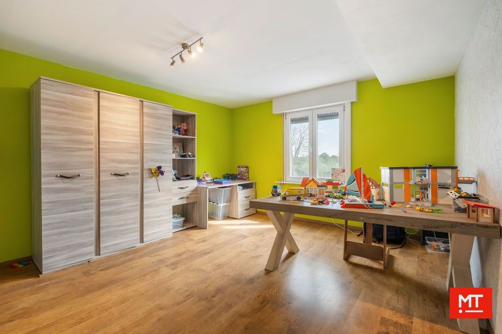 Bijzonder ruime alleenstaande woning op 1.828 m² in het centrum van Langemark foto 13