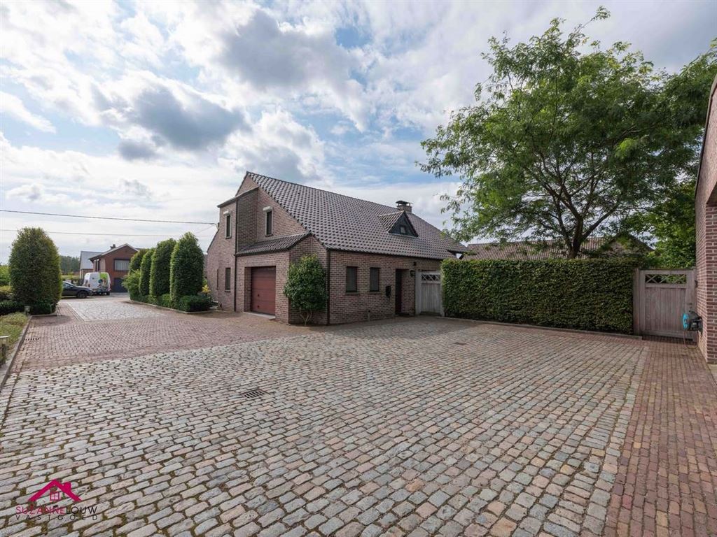 Instapklare vrijstaande woning foto 4