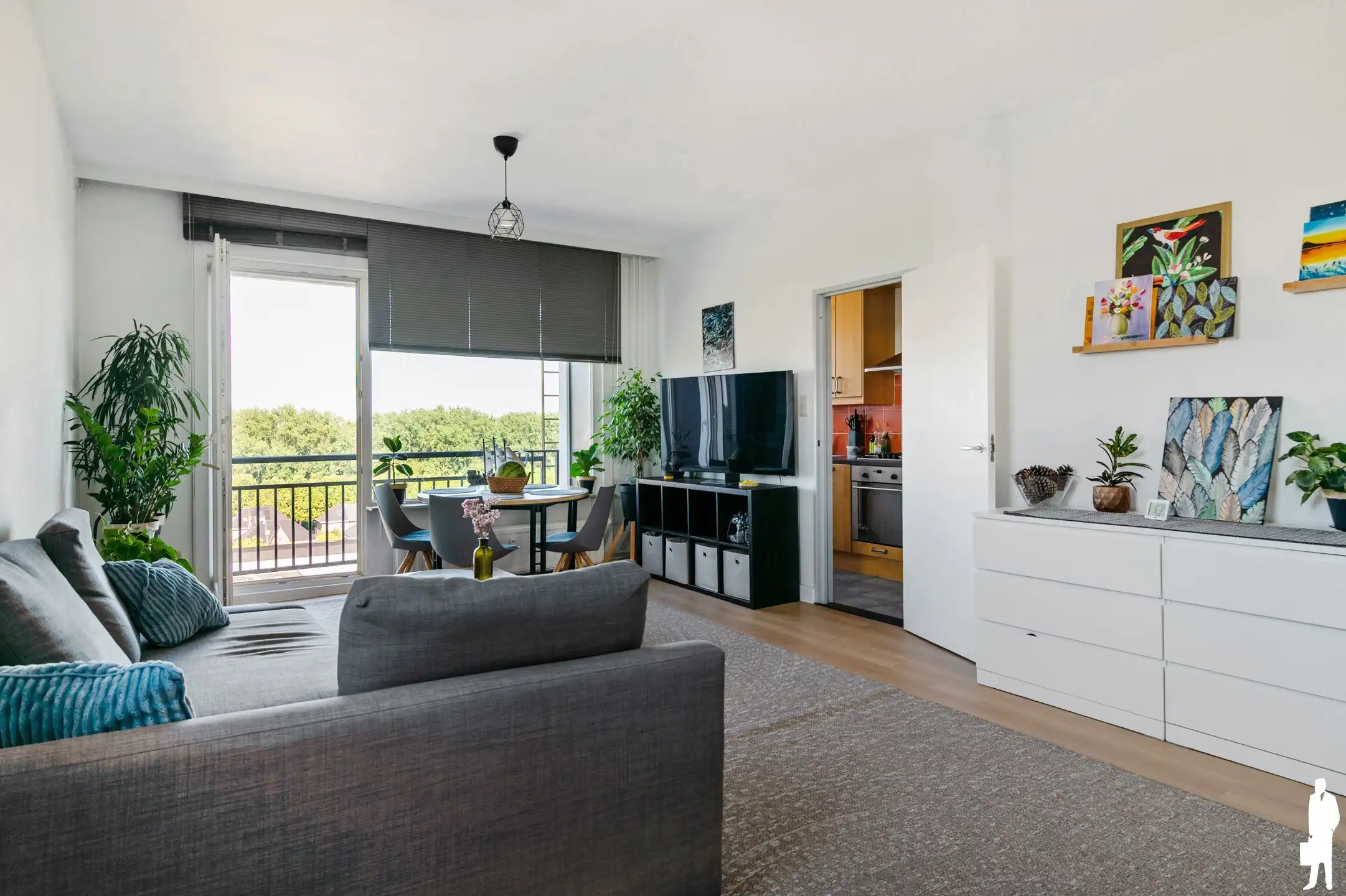 Lichtrijk 3-slaapkamerappartement met panoramisch uitzicht over Antwerpen en de Schelde foto 3