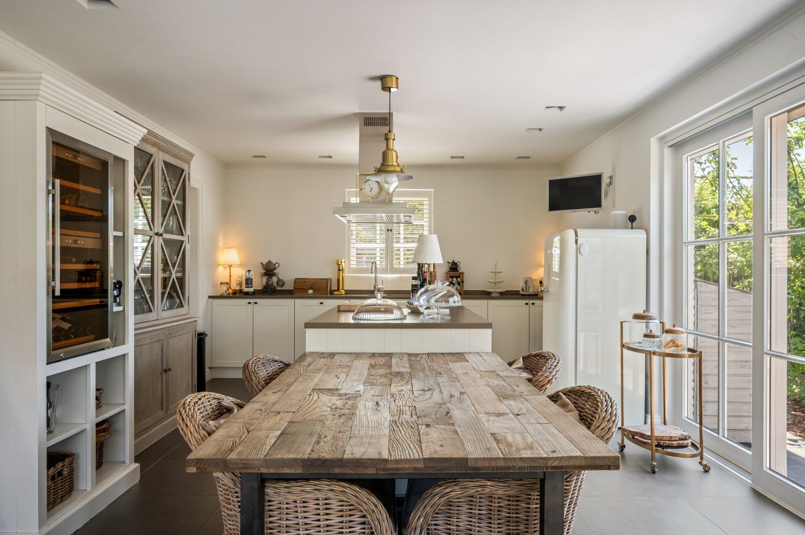 Luxueuze villa met zwembad, poolhouse en vier slaapkamers  foto 14