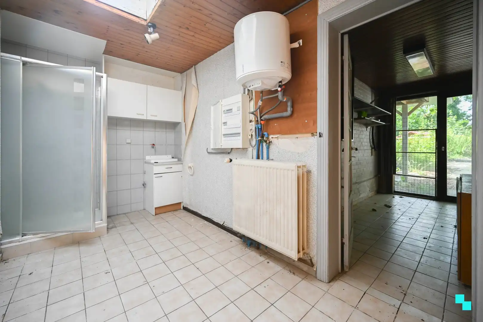 Te renoveren handelshuis nabij het centrum van Lauwe foto 5