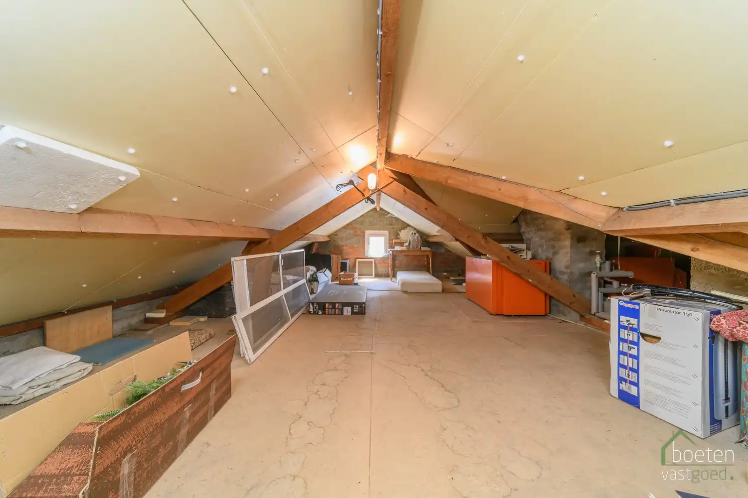 BEVEREN AAN DE IJZER: Zeer degelijke villa-bungalow met alle leefruimtes op het gelijkvloers, ruime garage en tuin op 772m² totale grondopp. foto 16