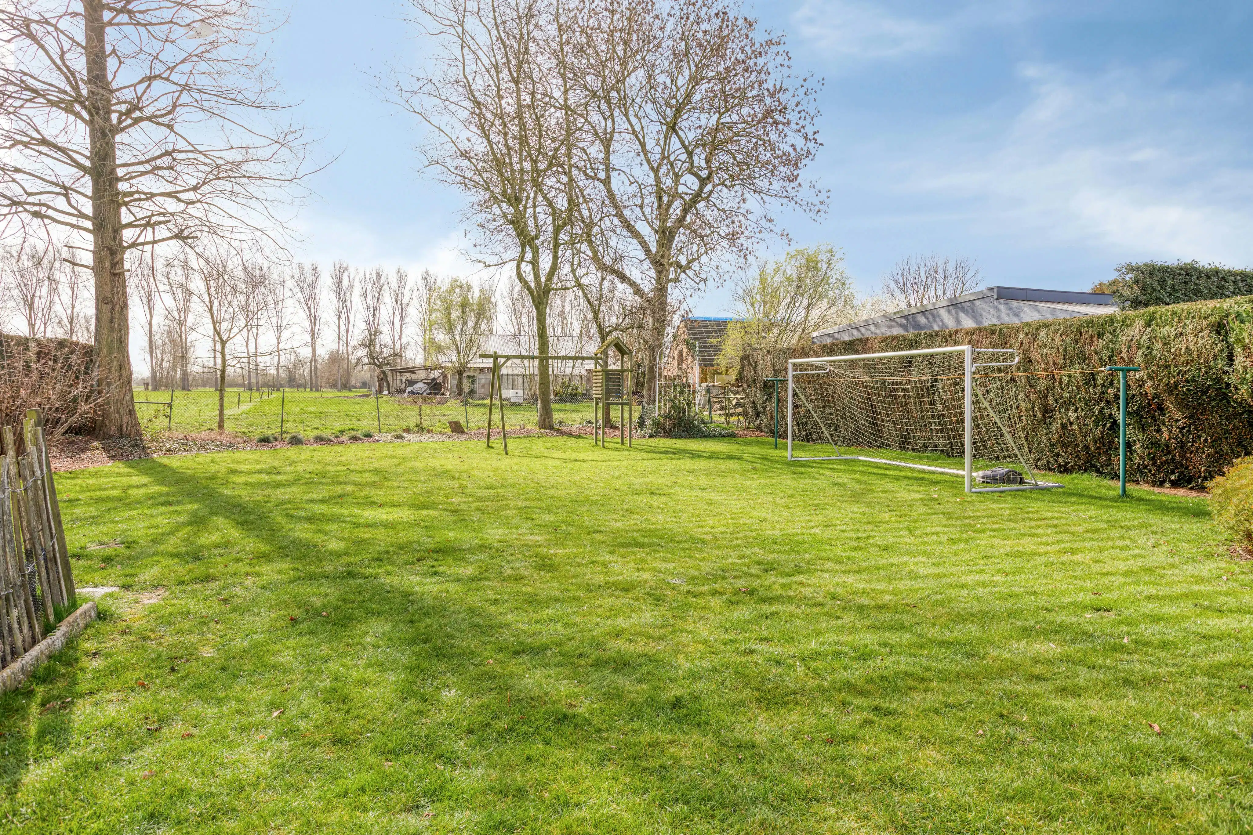 Villa met 4 slaapkamers en 2 badkamers te koop in Lokeren foto 13