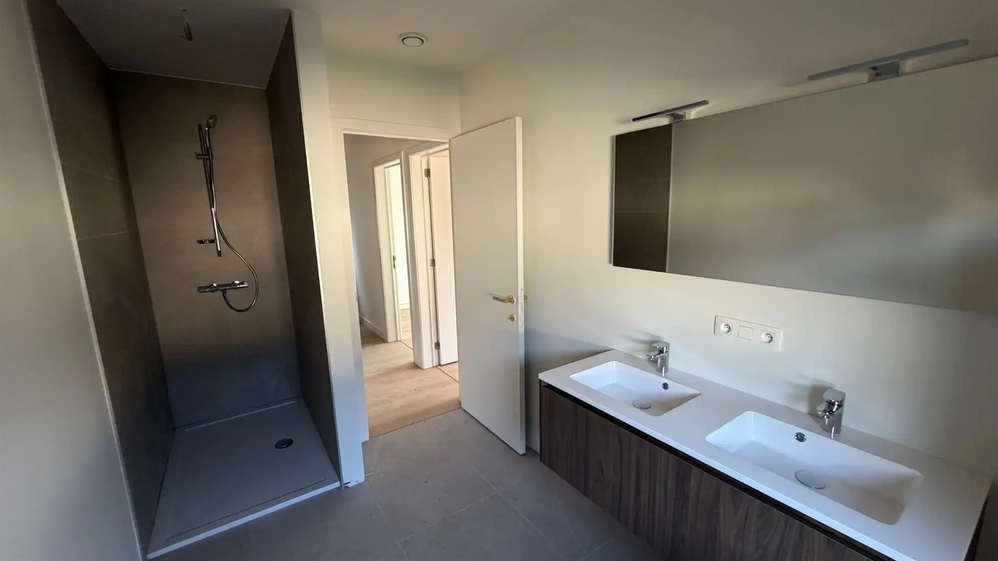 NIEUWBOUWWONING IN WOONPROJECT AAN DE MAASPLASSEN foto 12