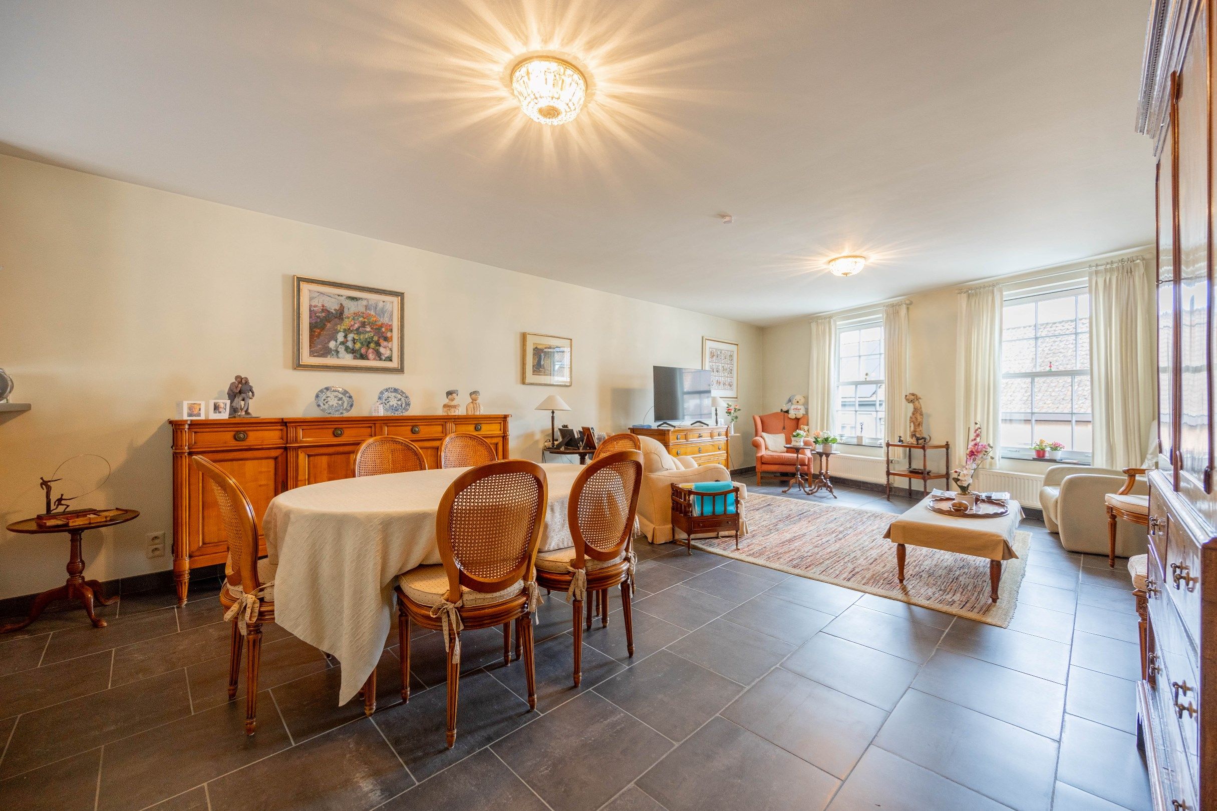 CENTRAAL GELEGEN STIJLVOL APPARTEMENT foto 2