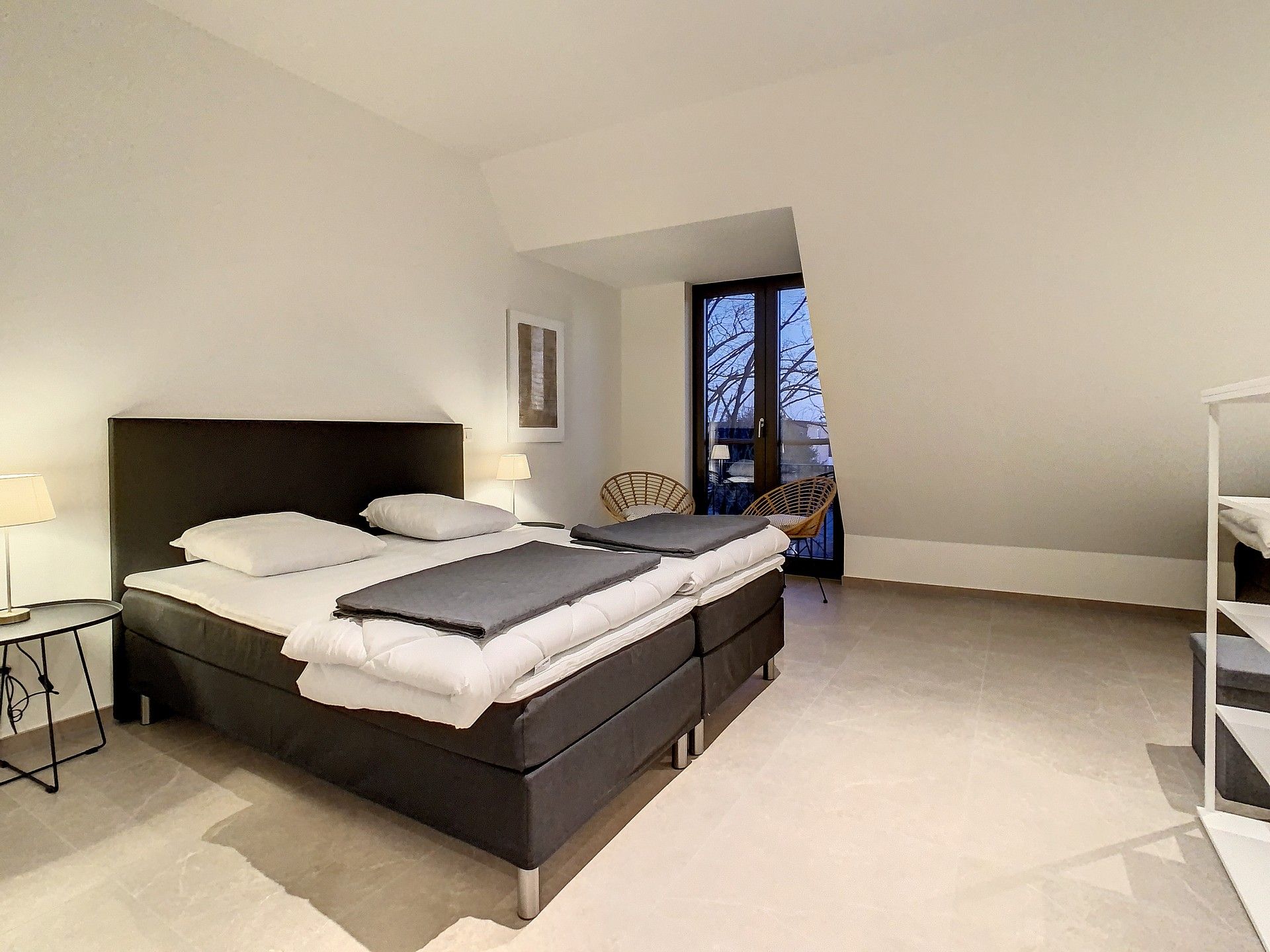 Bemeubelde woning voor korte termijn huur foto 5