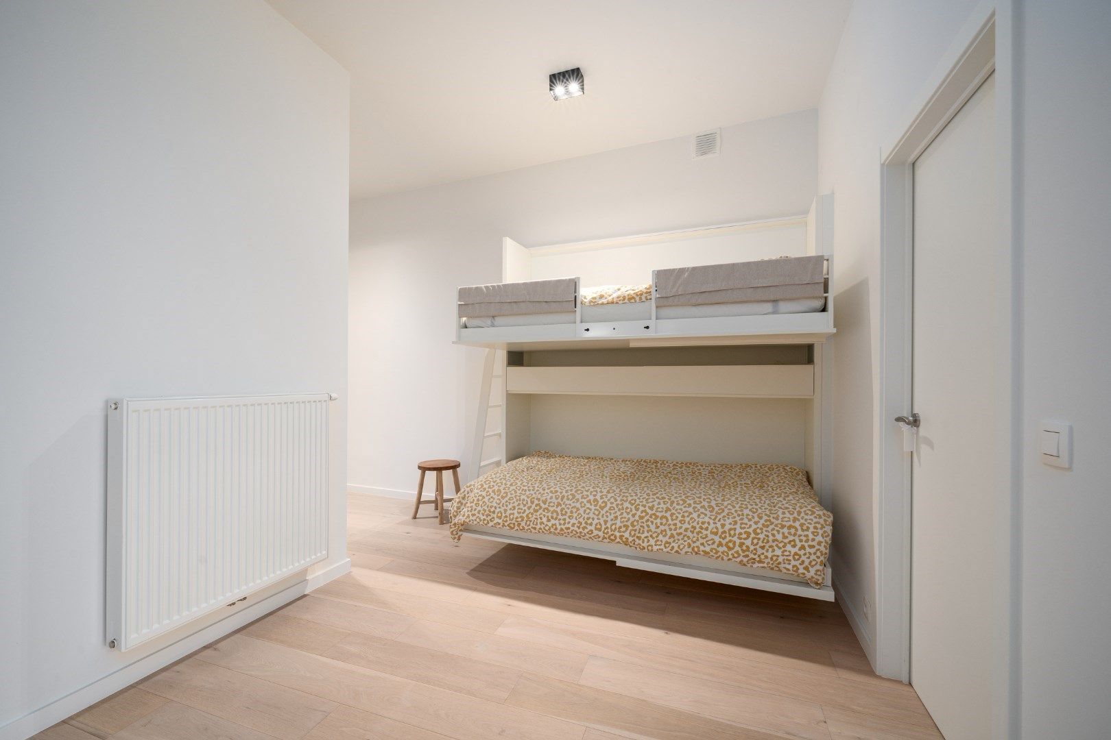 Knap appartement nabij het strand te Duinbergen foto 9