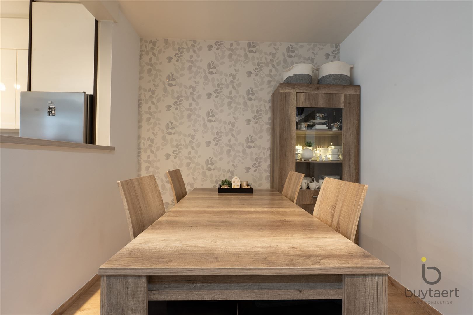 Gerenoveerd drie slaapkamer appartement te Hoboken. foto 6