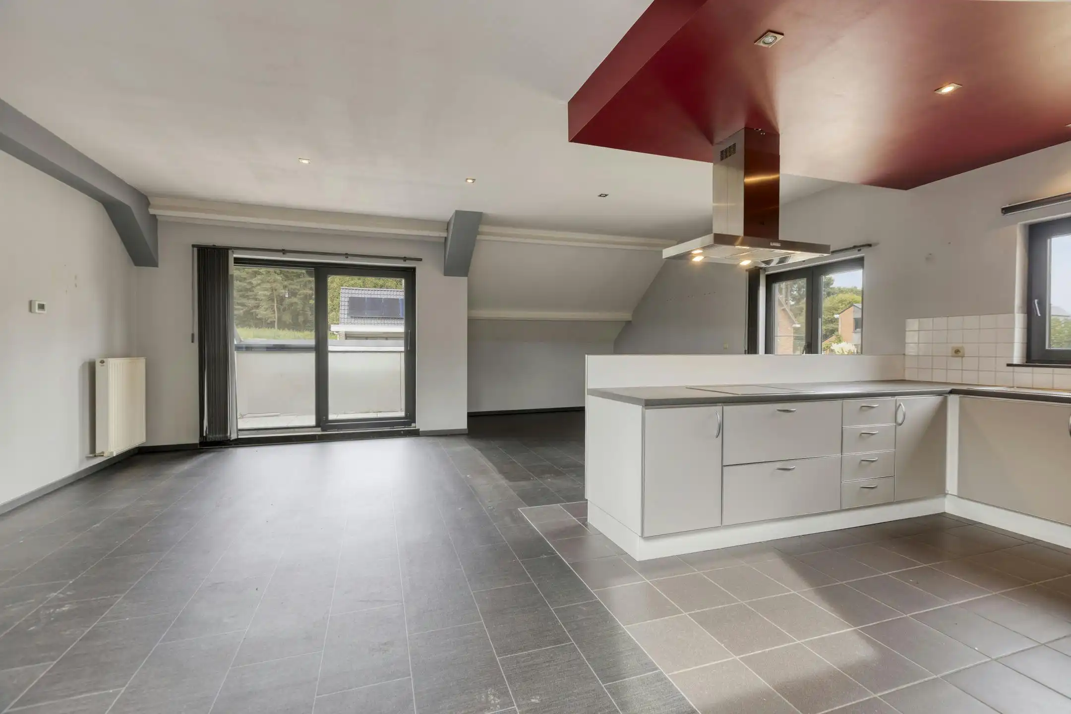 Opbrengsteigendom met 2 appartementen en hangaar te Lummen foto 41