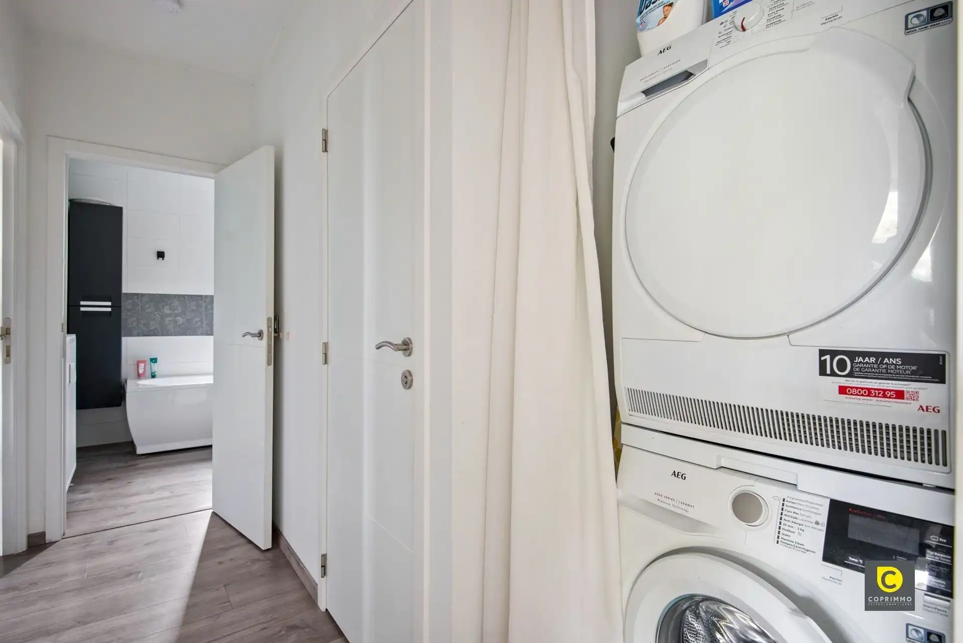 Modern 2-slp app in groene omgeving foto 10