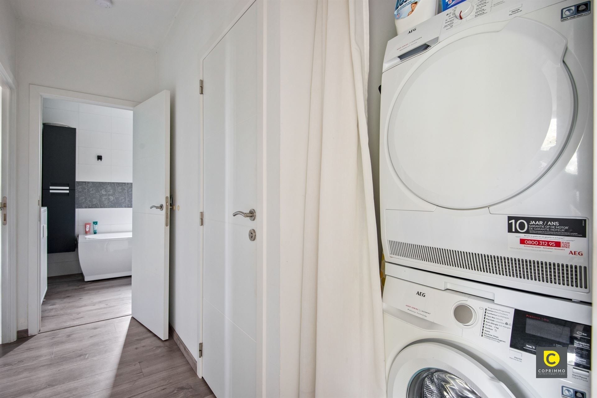 Modern 2-slp appartement in groene omgeving foto 10