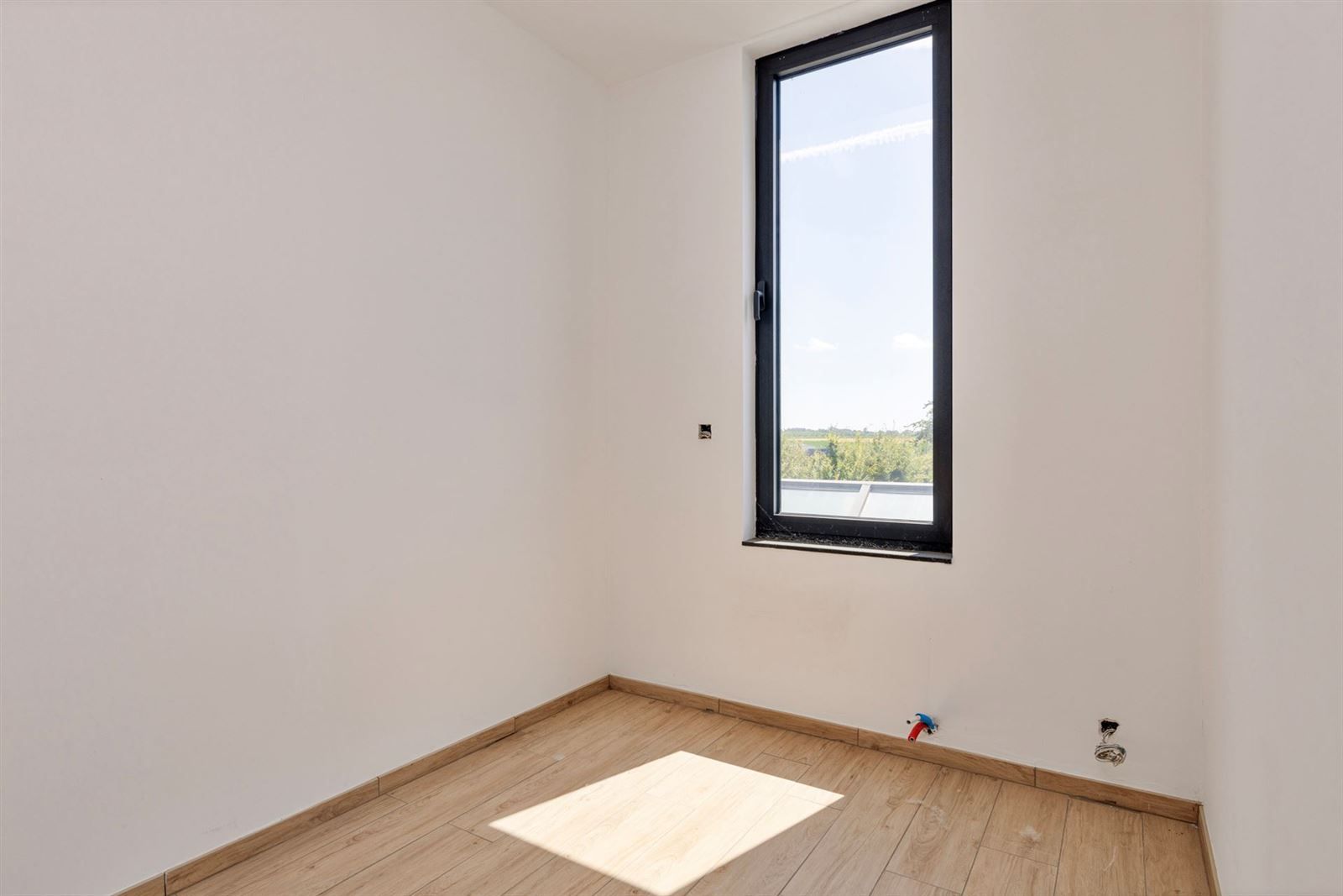 Handelspand + woonst en appartement TE KOOP te Lennik foto 11