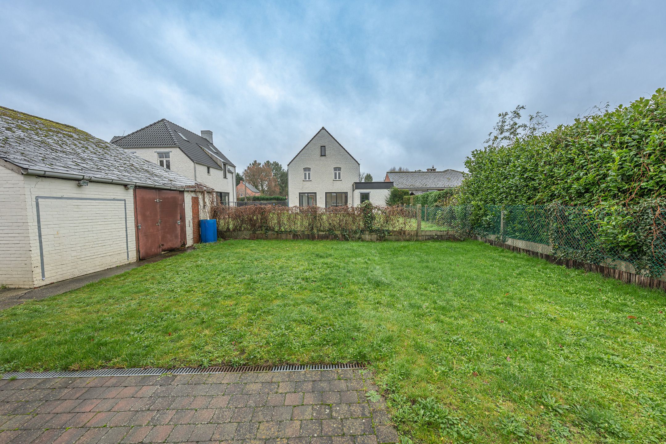 Gezinswoning met 3 slaapkamers en tuintje foto 4