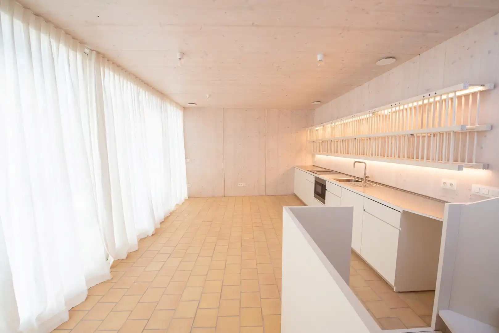 Unieke NIEUWBOUW stadswoning te Gent met dakterras foto 7