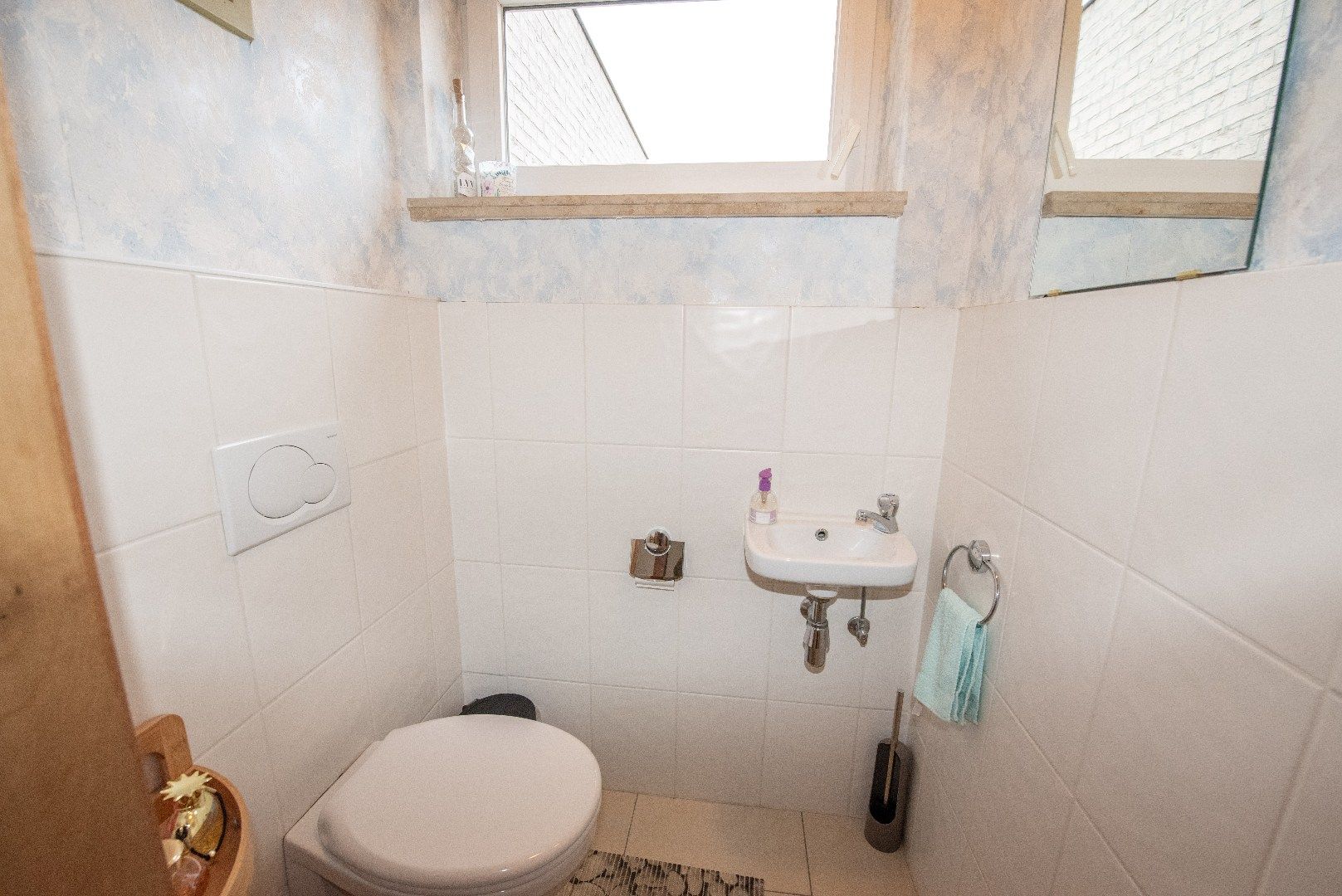 Instapklaar appartement met 2 slaapkamers te huur in Waregem foto 13