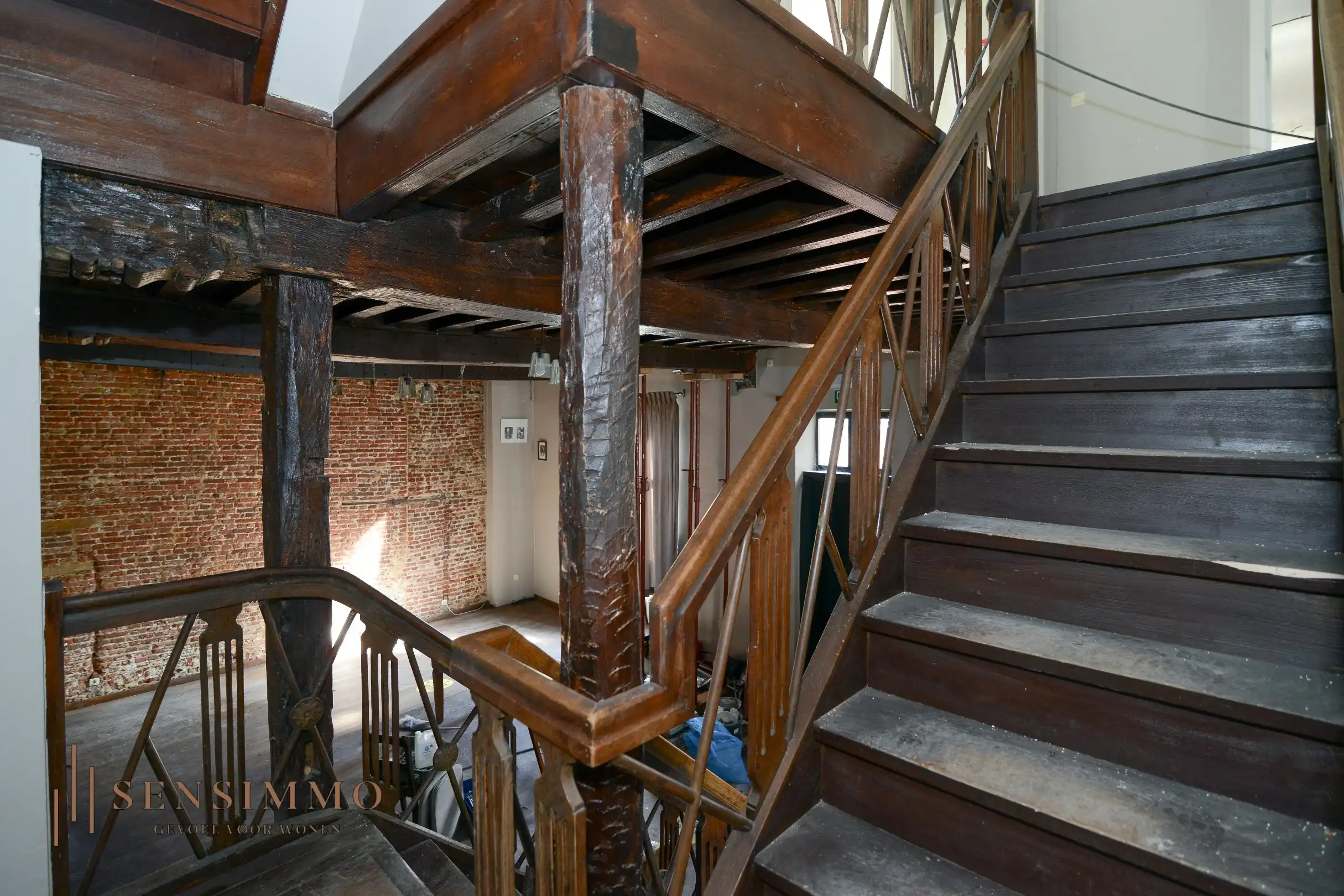 Spectaculair handelspand met geschiedenis en charme in centrum Bree foto 15