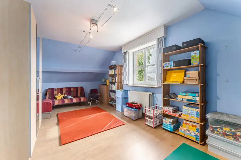Ruime villa in de Roeselaarse stadsrand foto 18