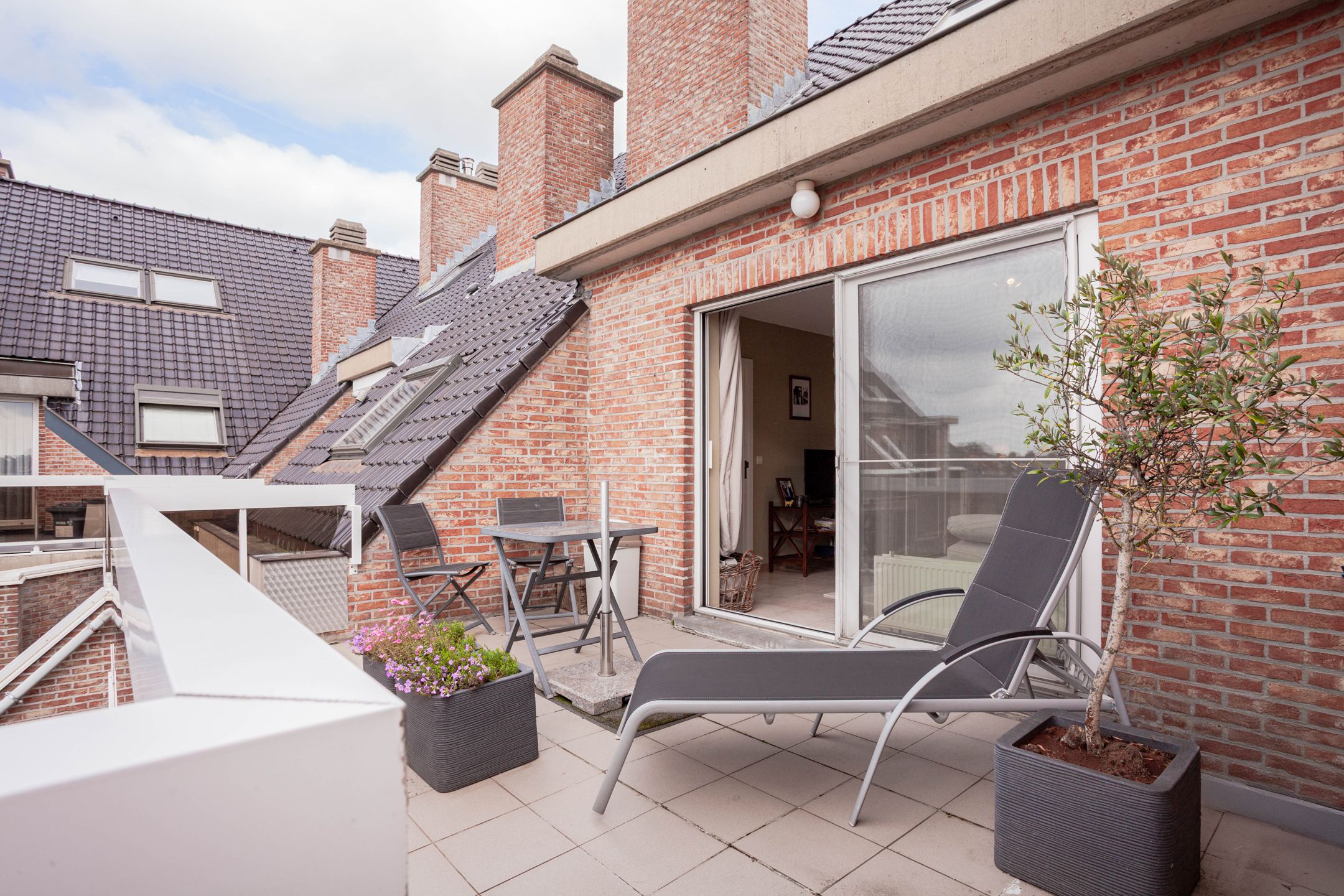 Lichtrijk 2-slaapkamerappartement met zonnig terras foto 11