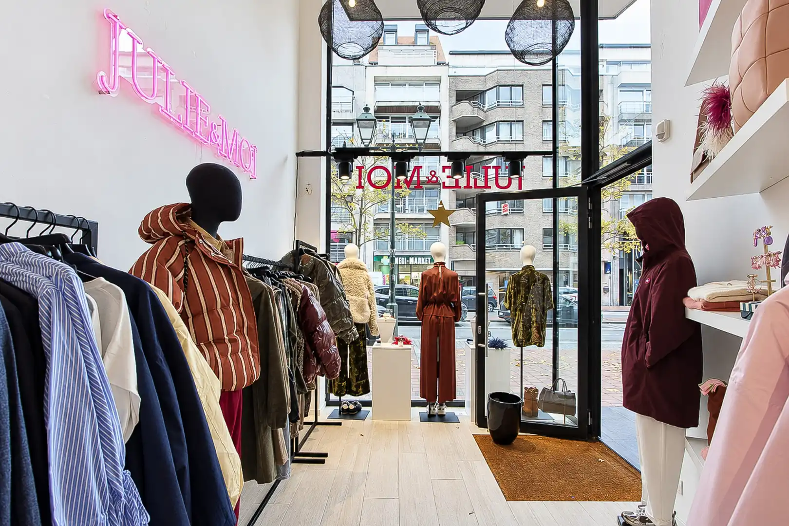 Commerciële ruimte te huur Lippenslaan 333 - - 8300 Knokke-Heist