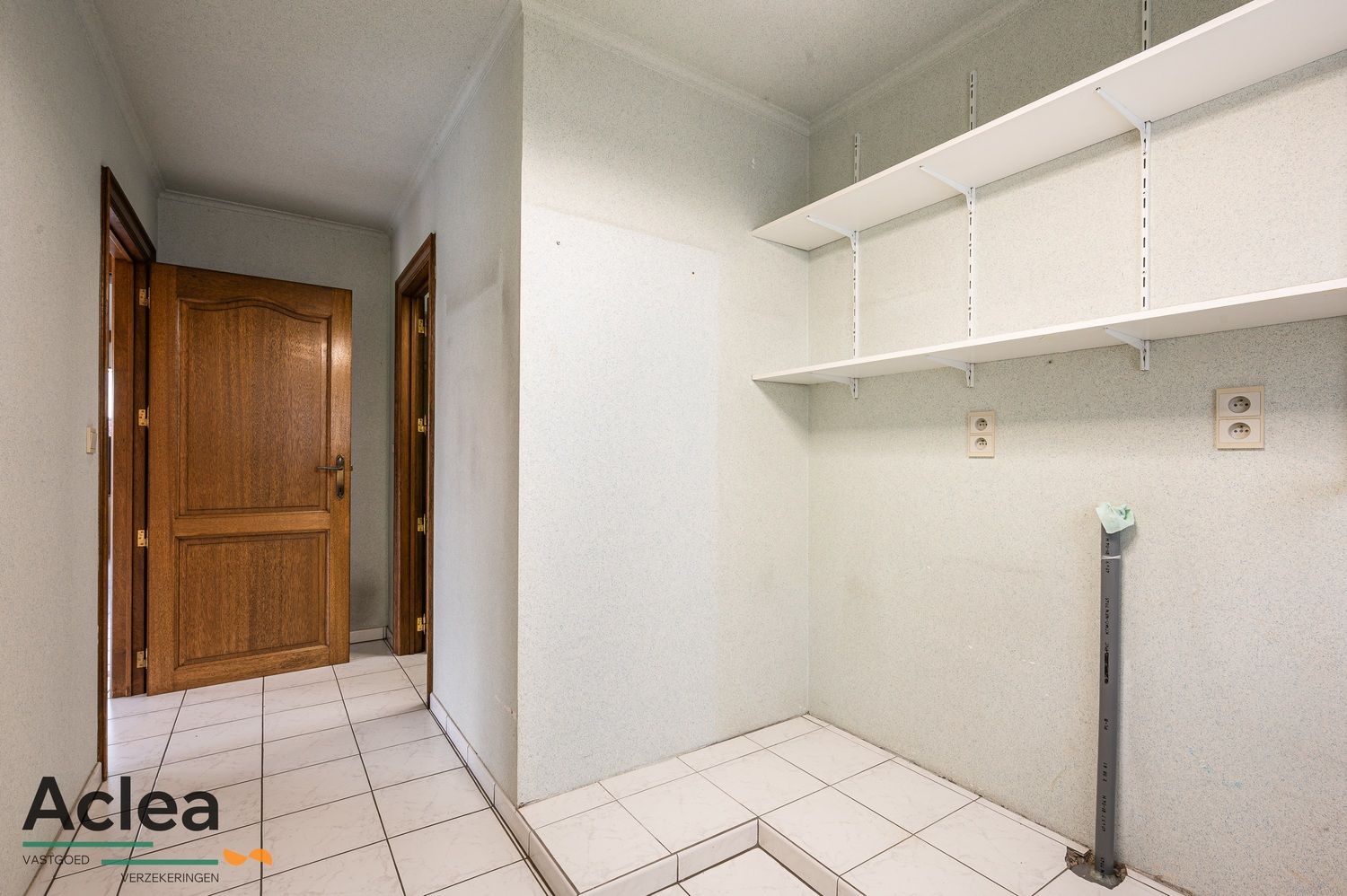 Ruime woning met veel extra potentieel op een mooi zuid gericht perceel foto 13
