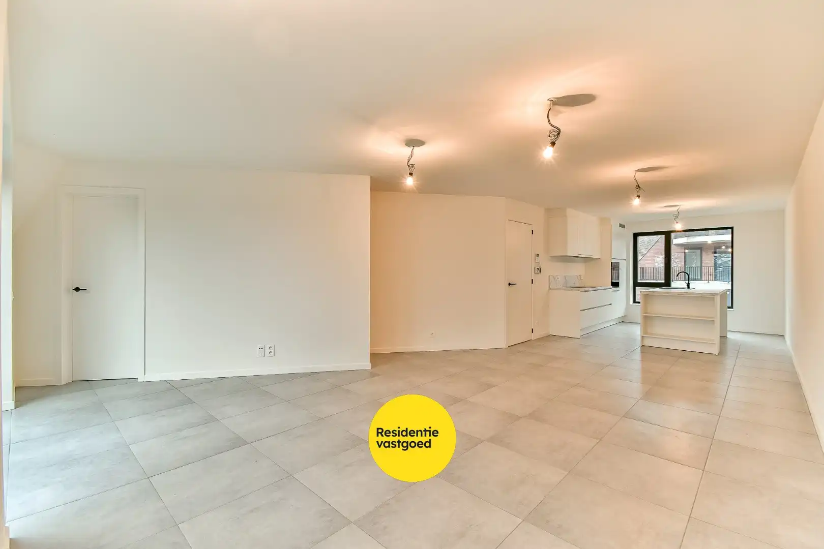 Exclusief duplex-appartement in centrum Gistel foto 5