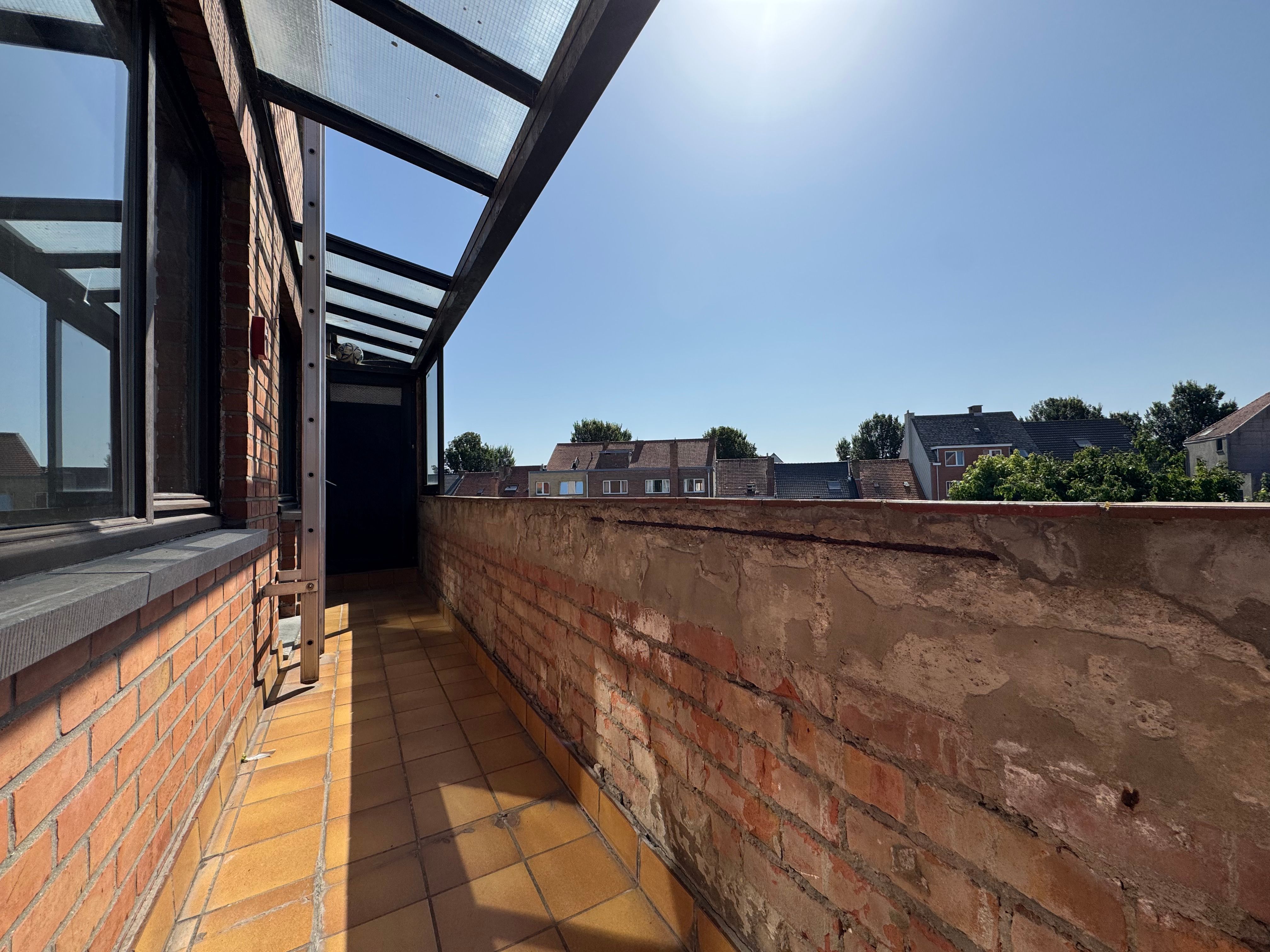 Rustig gelegen appartement met terras foto 9