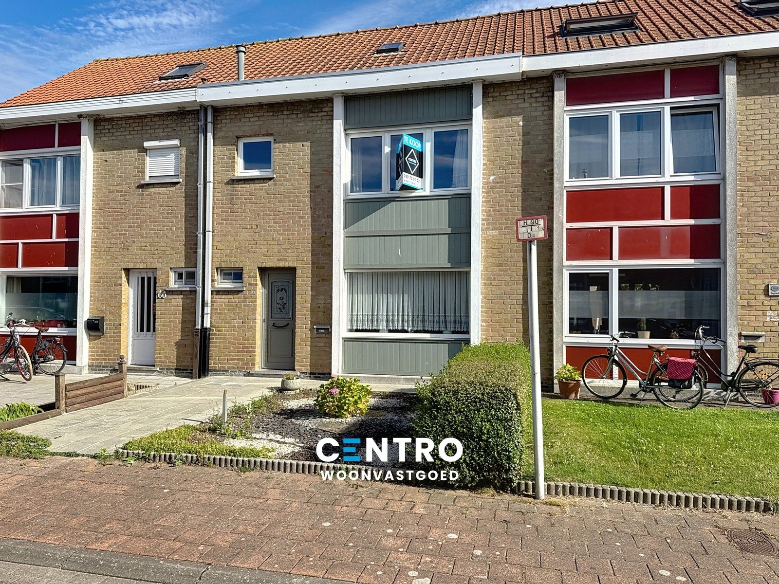 Hoofdfoto van de publicatie: Woning met 3 slpks en tuin met UITWEG achteraan te Uitkerke!