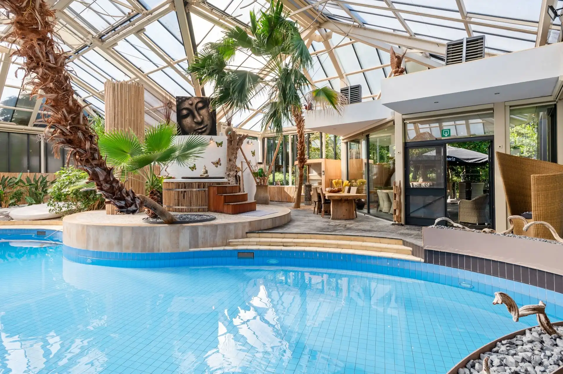 EXCLUSIEF DOMEIN TE KOOP foto 8