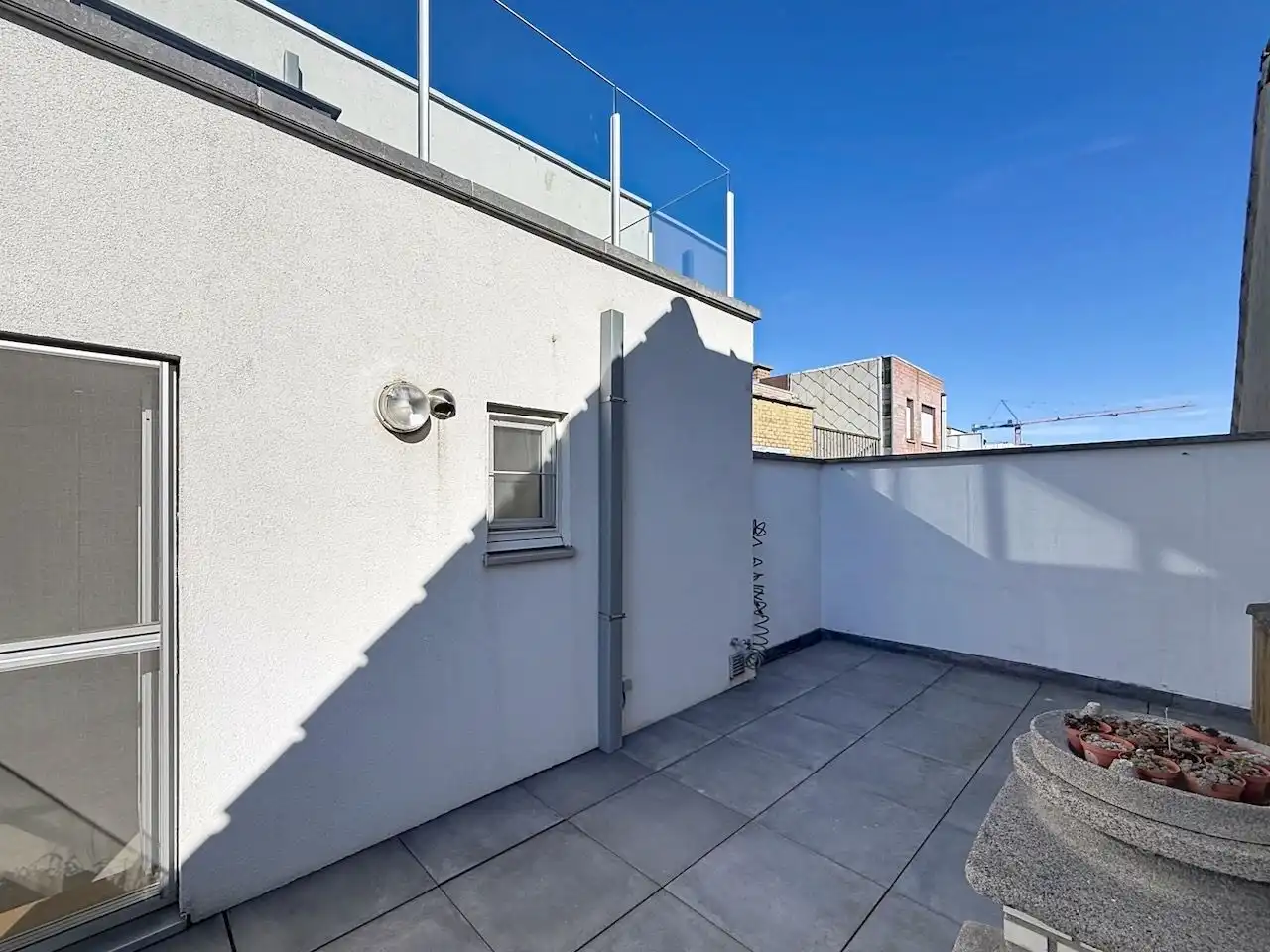 Perfect gerenoveerd appartement met ruim terras en zijdelings zeezicht foto 8