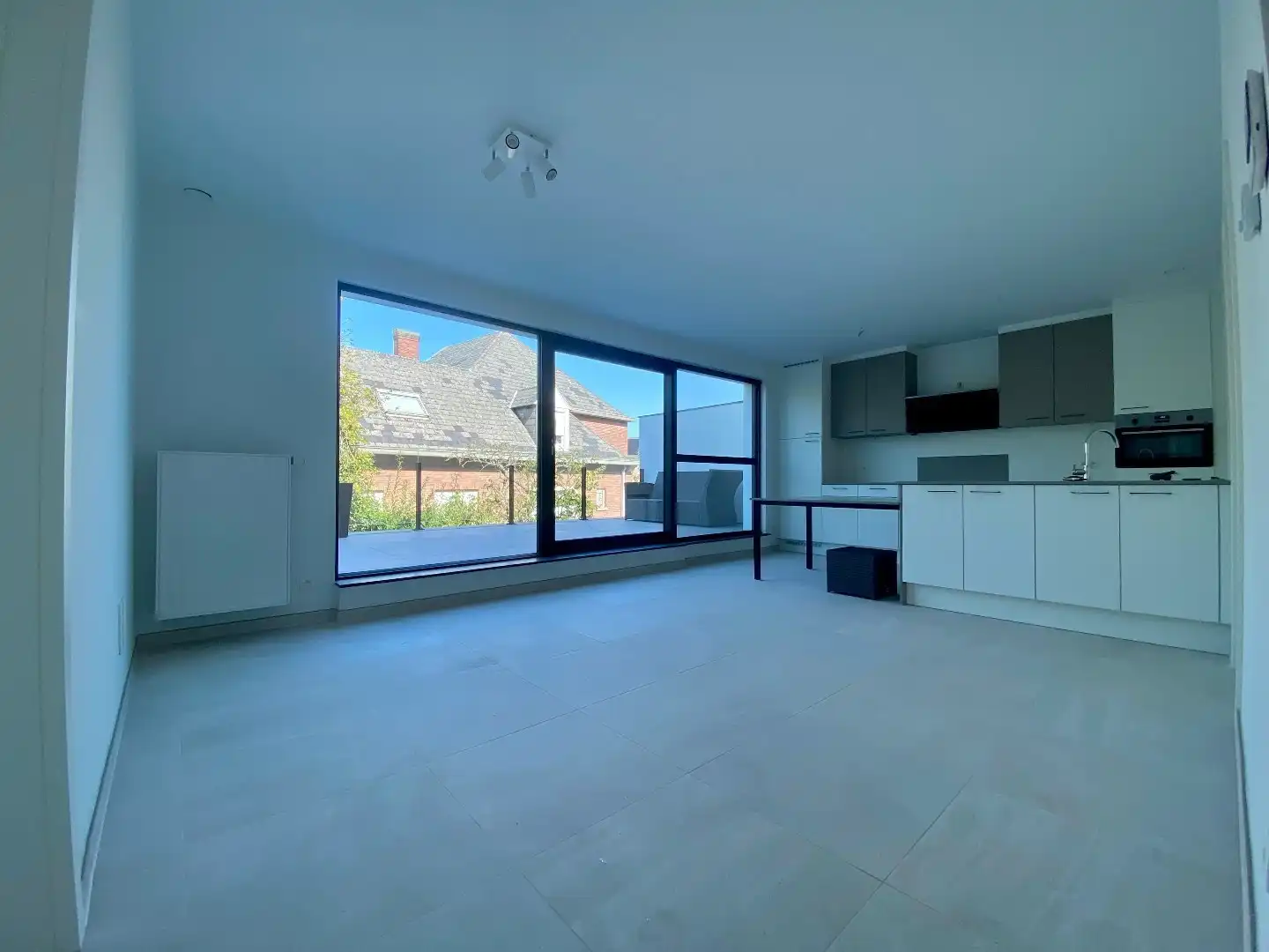 TE HUUR - Nieuwbouw-appartement 1 slpk en zonnig terras + garage foto 4