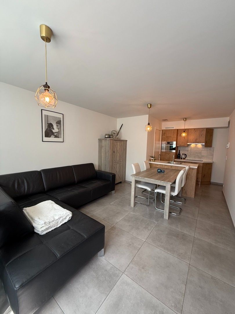 Gelijkvloers 1-slaapkamerappartement met ruim terras vlakbij het centrum van Diepenbeek. foto 10