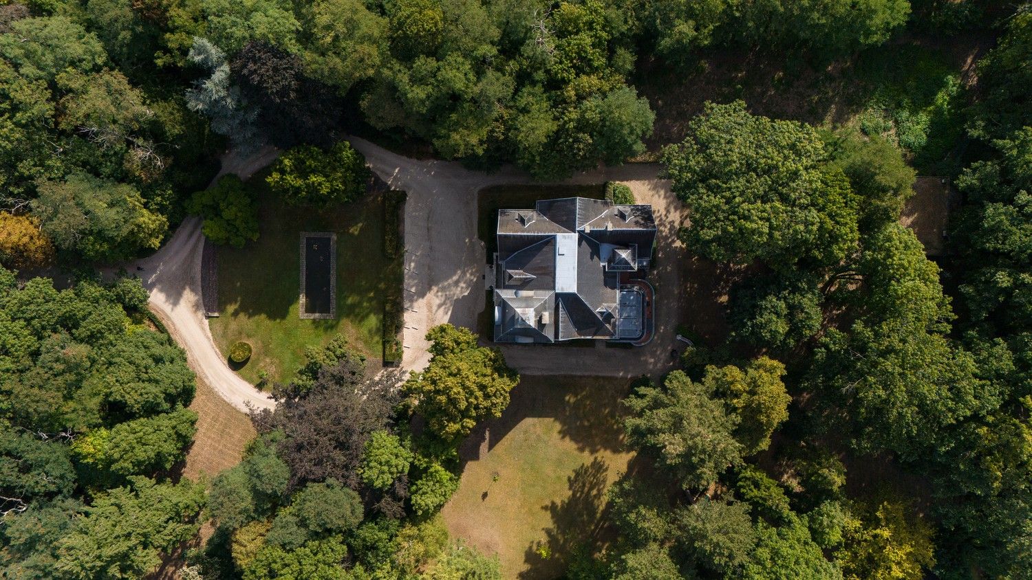 Prachtige directeurswoning met parktuin van 1,57 ha! foto 10