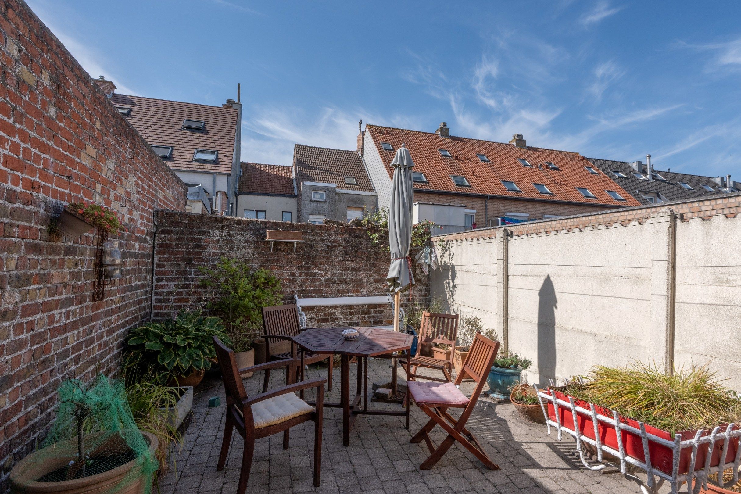 Interessante eigendom met garage te Heist-centrum foto 5