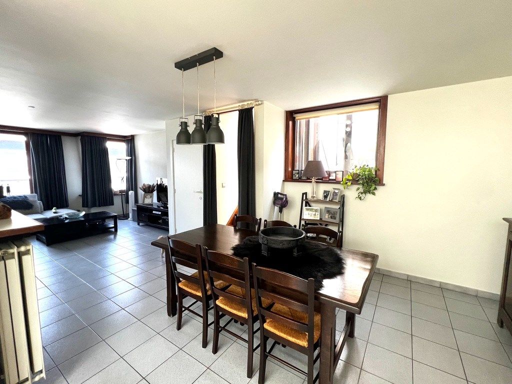 Instapklaar duplex-appartement met garage te huur te Harelbeke foto 7