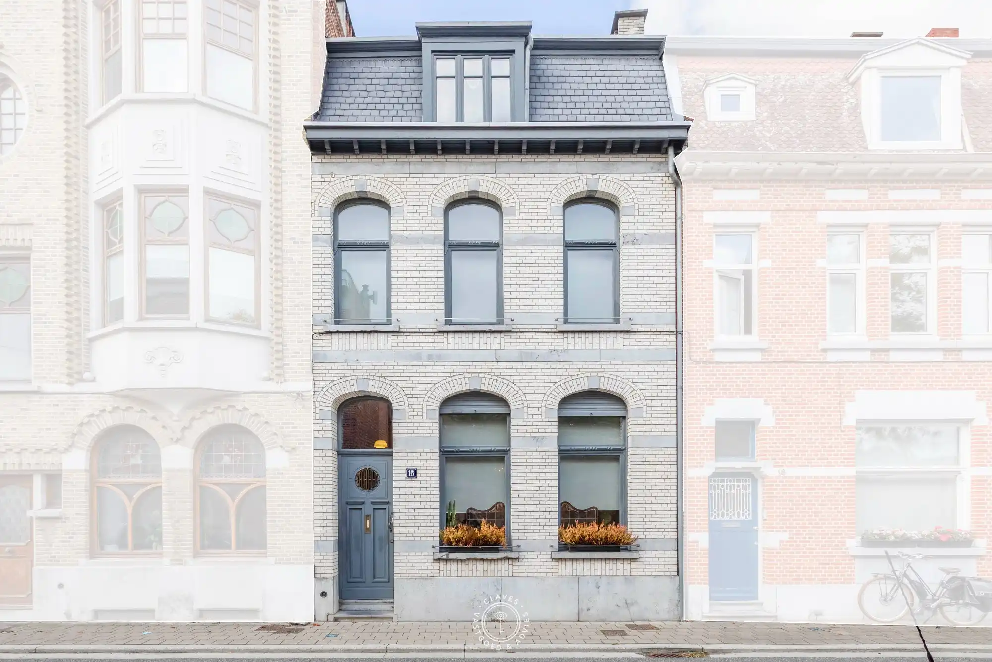 Stijlvol herenhuis met verrassend bijgebouw foto 7