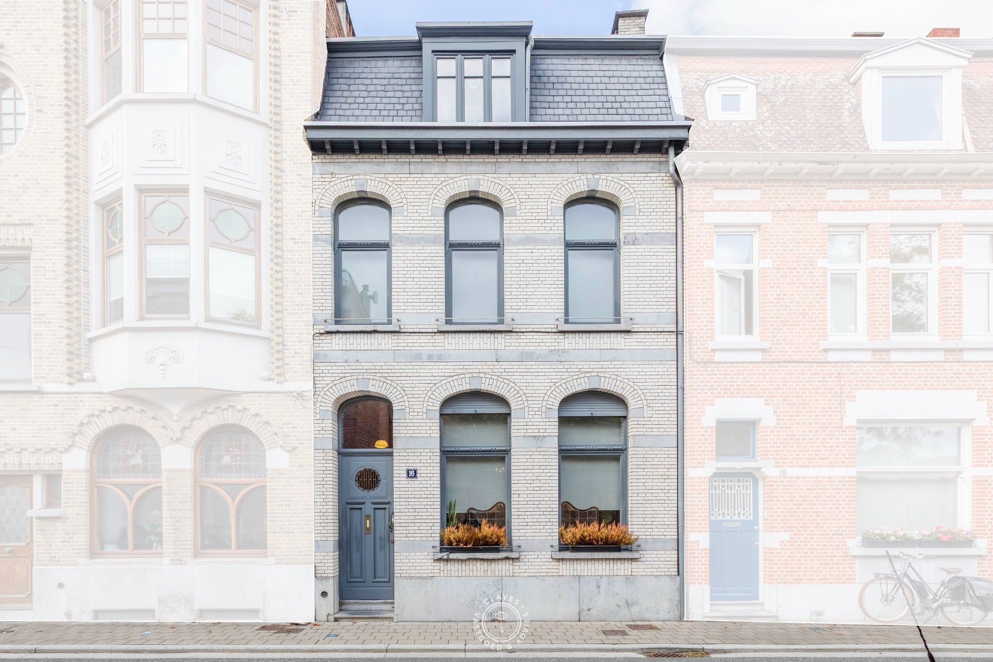 Stijlvol herenhuis met verrassend bijgebouw foto 7