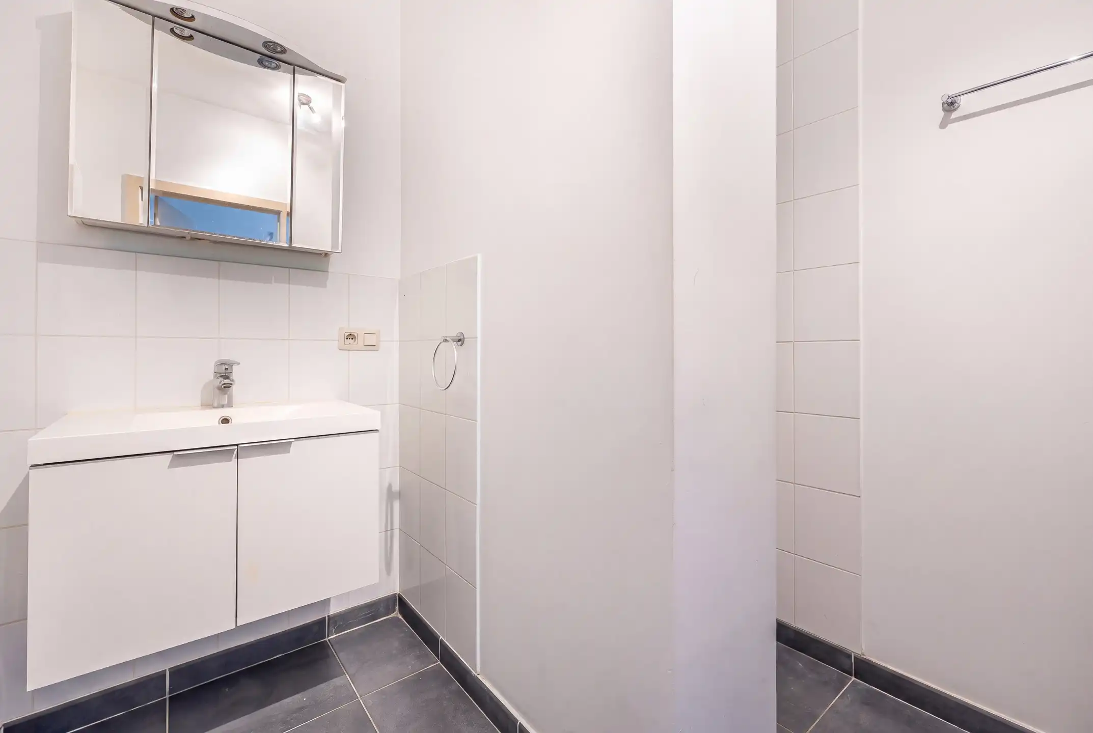 Ruim appartement met 1 slaapkamer + studeerkamer van ± 92 m² foto 11