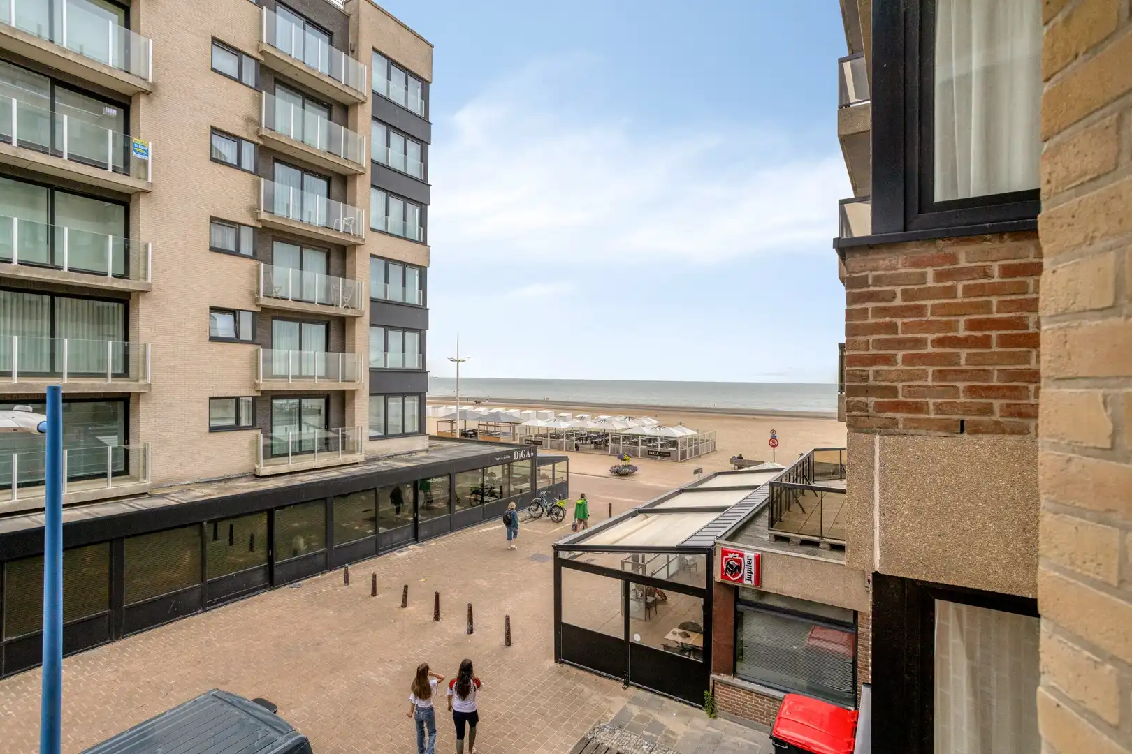 Gerenoveerd 1 slaapkamer appartement in een residentie in Art Deco-stijl met zijdelings zeezicht foto 20