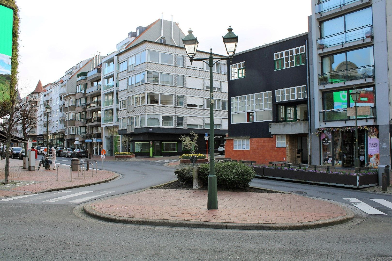 ()=>{if(producerUpdateValueVersion(node),producerAccessed(node),node.value===ERRORED)throw node.error;return node.value} Dumortierlaan 6 - - 8300 Knokke-Heist